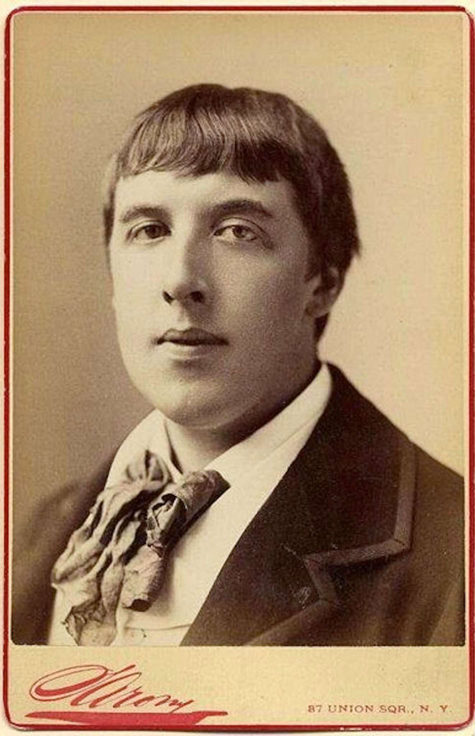 Oscar Wilde in 1883 By Napoleon Sarony